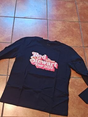 Rod Stewart Tour 2022 Men Long Sleeve Tee - Black with Pink Graphic